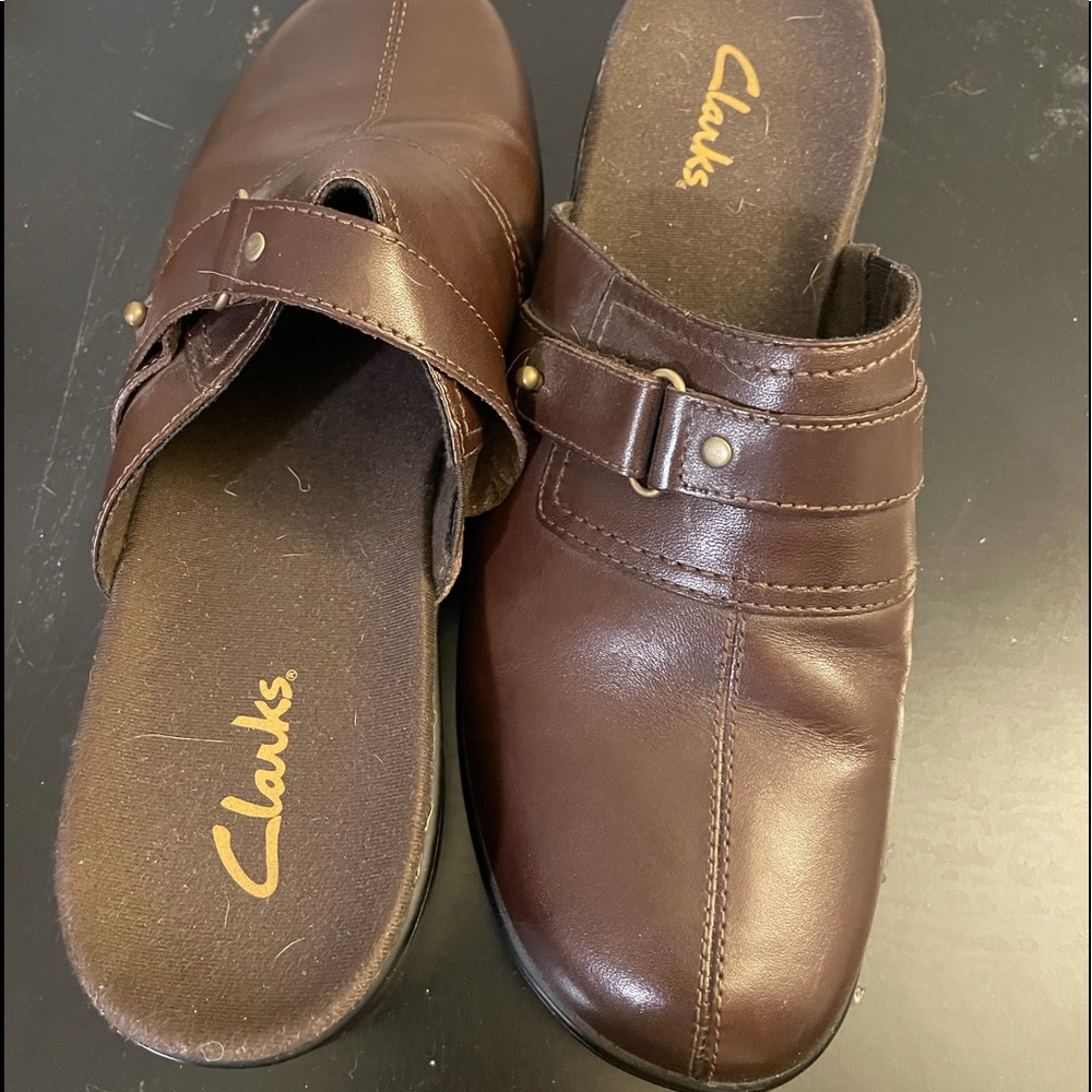 Clarks clogs